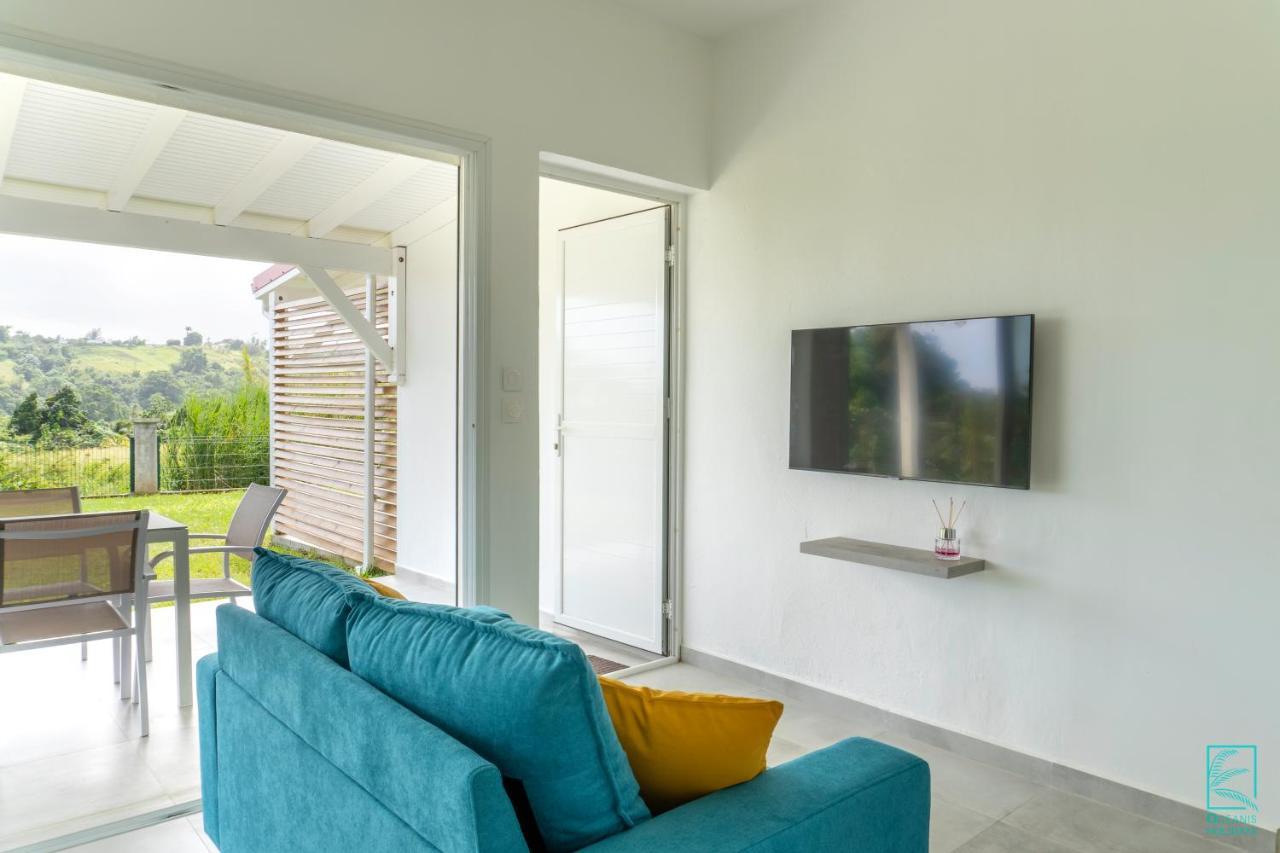 Superbe Appartement Avec Terrasse Vue Nature - Julyan House Petit-Bourg Exteriör bild