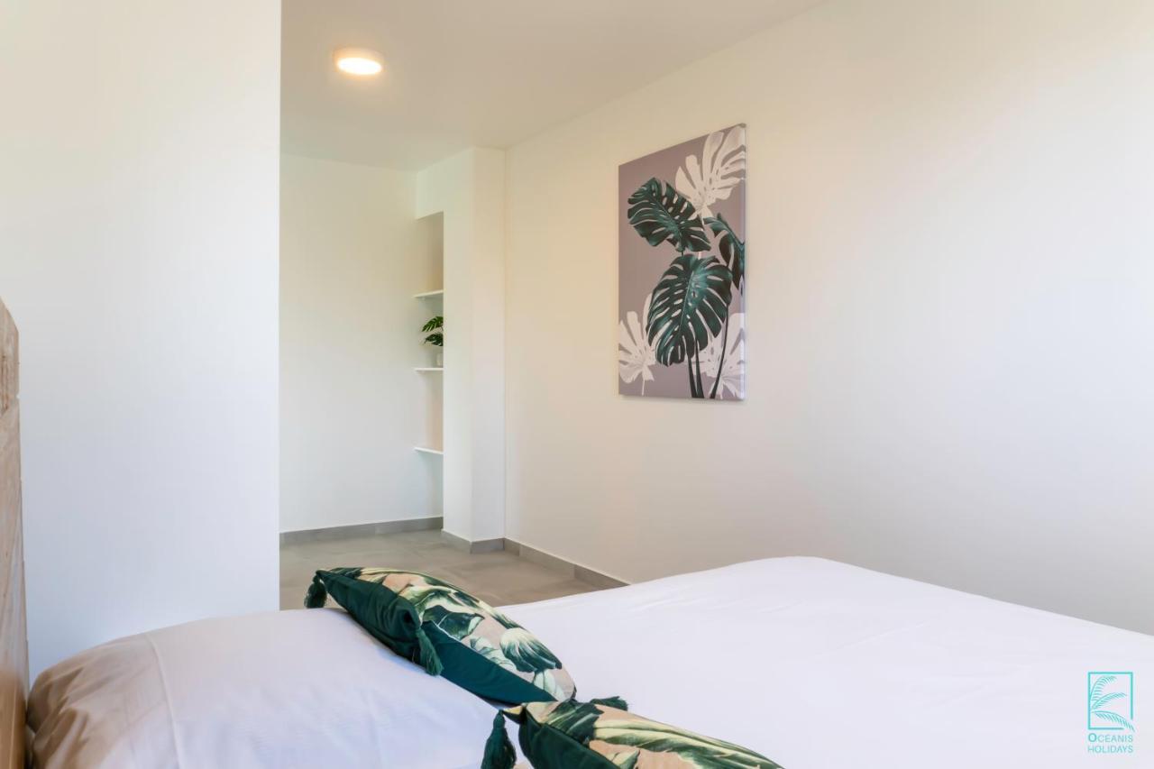 Superbe Appartement Avec Terrasse Vue Nature - Julyan House Petit-Bourg Exteriör bild